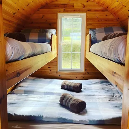 Coach Field 豪华帐篷