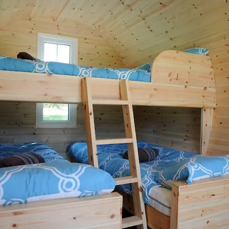 Coach Field Luxury tent