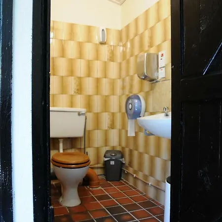 Coach Field Luxury tent Camp