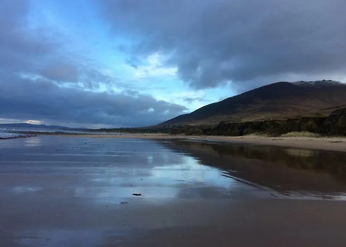 Coach Field Glamping Camp