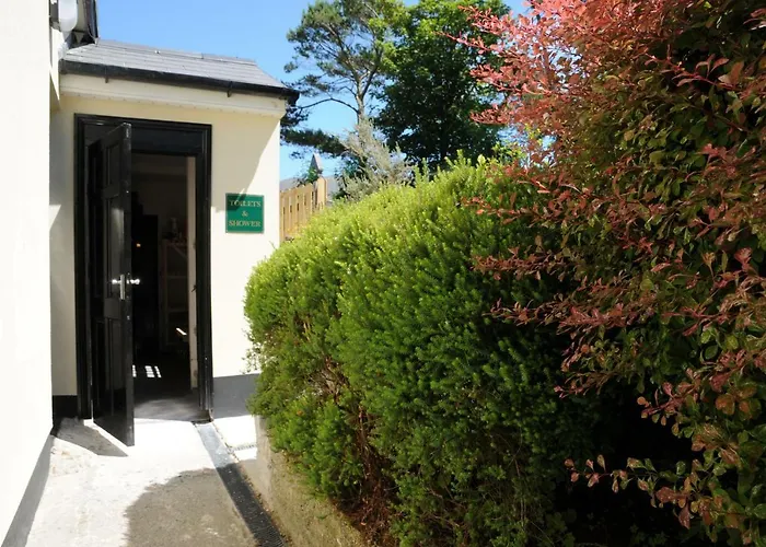 Coach Field Glamping Camp