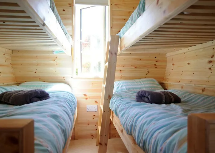 Glamping Coach Field *